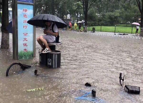 手機(jī)耳機(jī)相機(jī)等電子產(chǎn)品進(jìn)水了怎么辦？